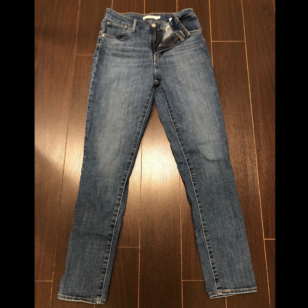 Levi’s 721 High Rise Skinny Jeans